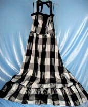 Charles Dickens Caroler Costume Woman